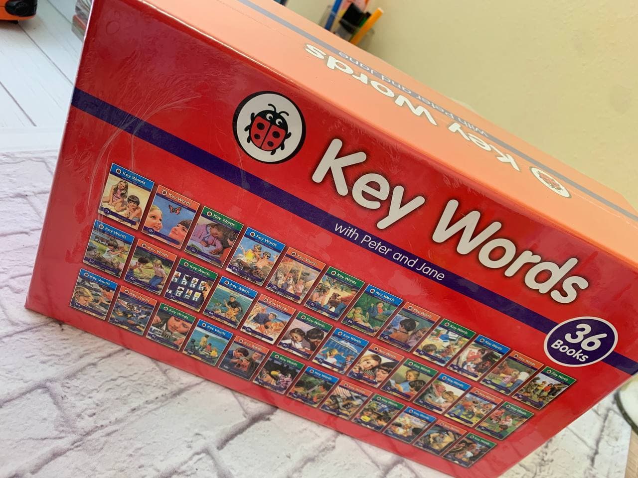 KEY WORDS 5+ | Peter & Jane